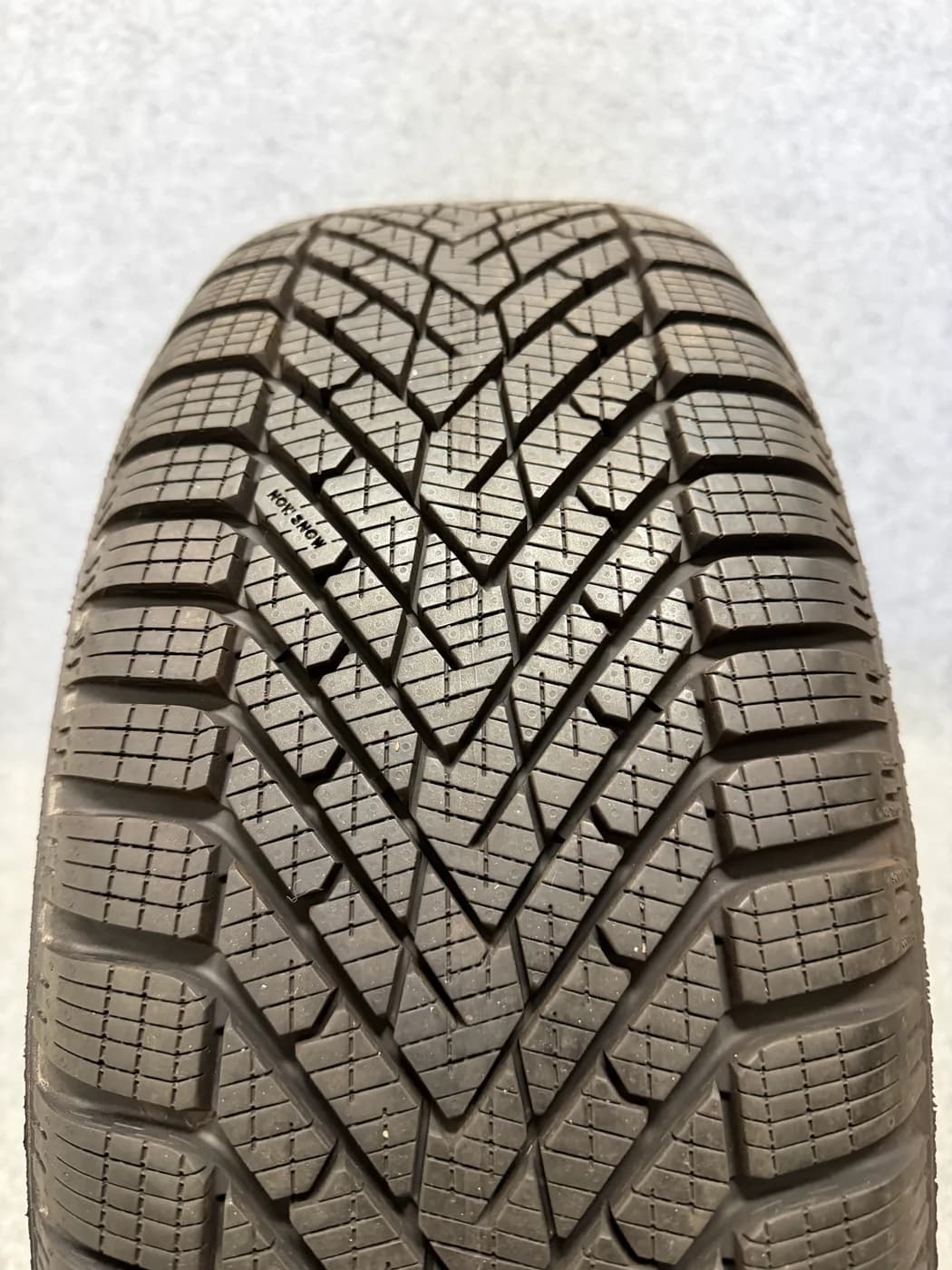 215/55r17 téli