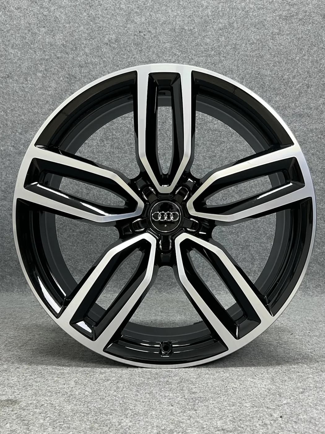 Audi 21" 5x112