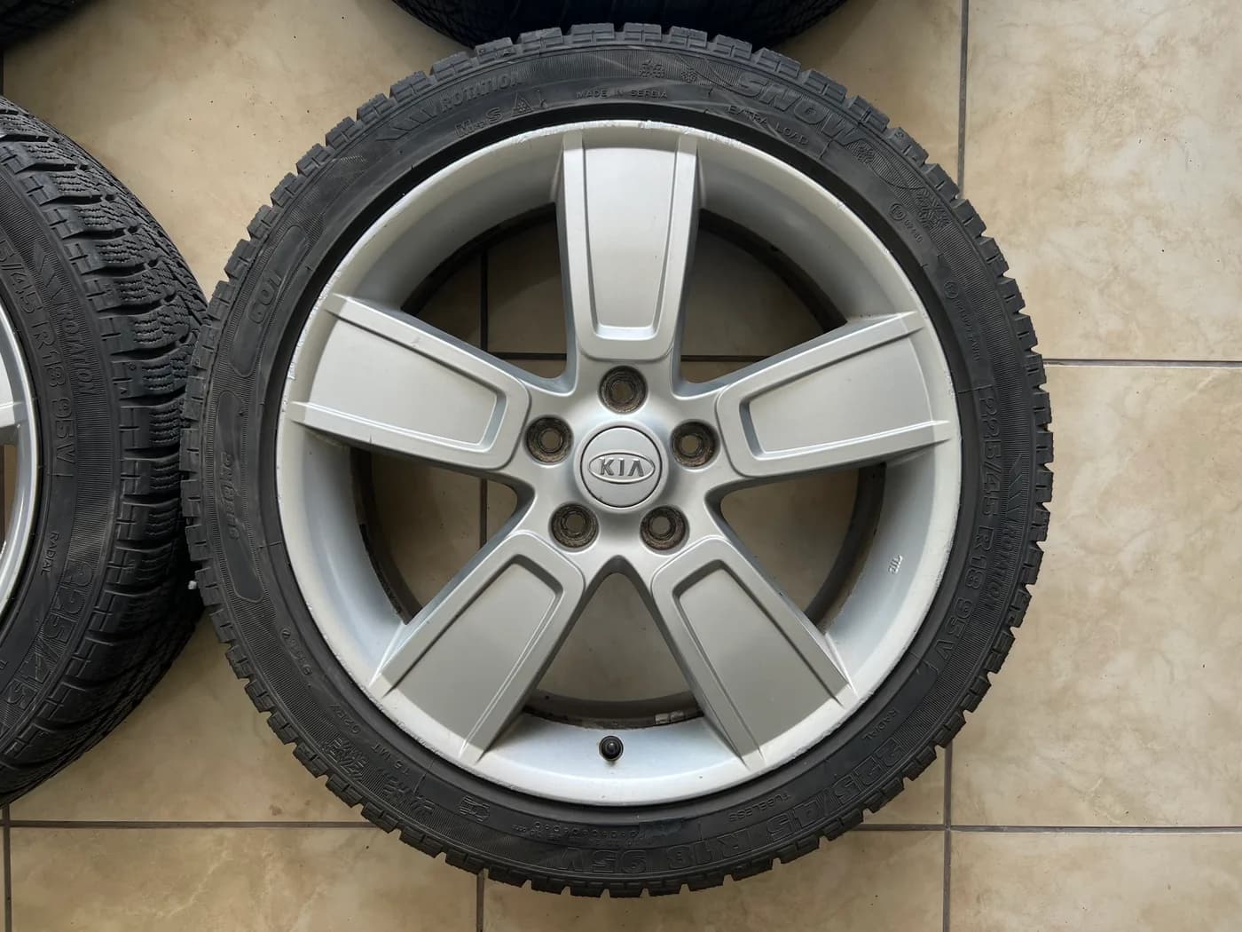 Kia 18" 5x114.3