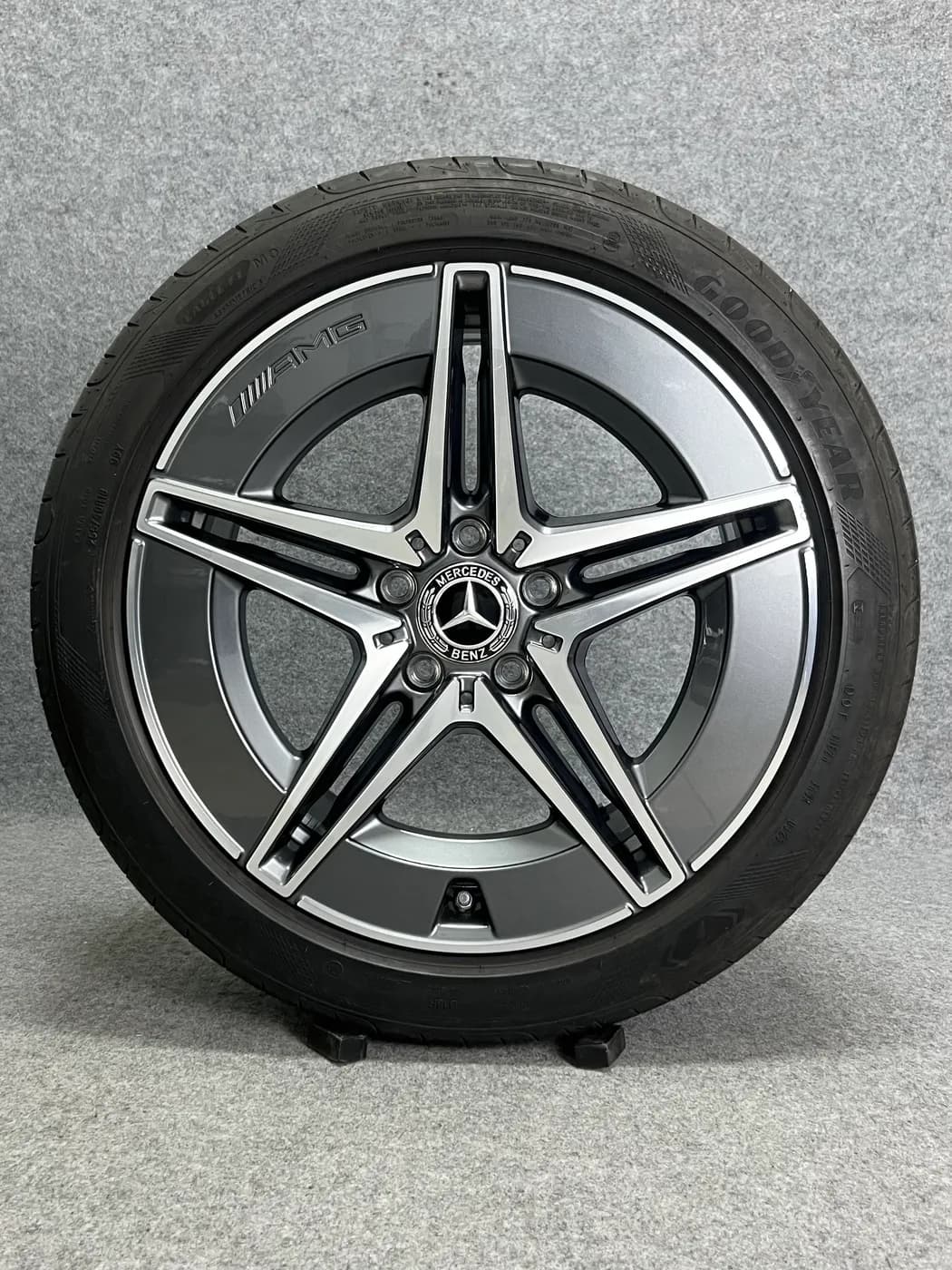 Mercedes AMG 18" 5x112