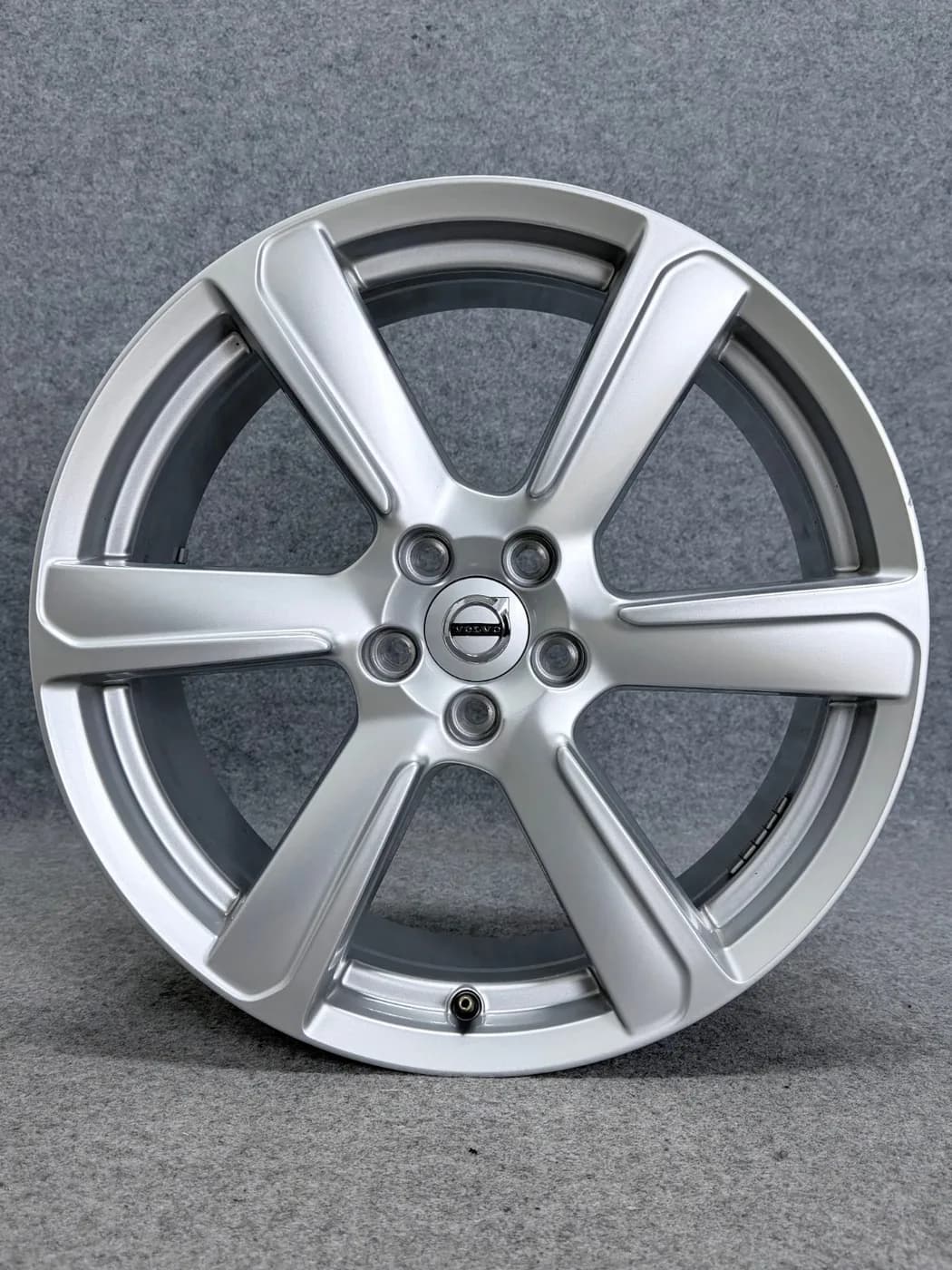 Volvo 19" 5x108